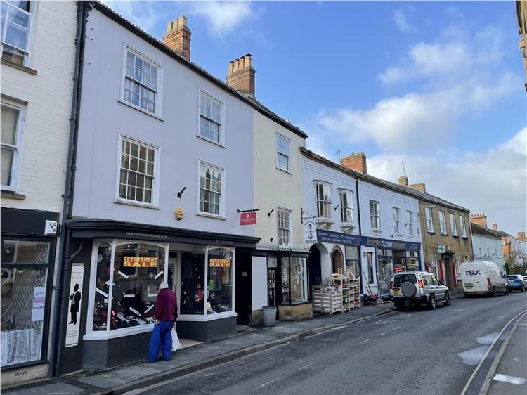 Property Under Offer 9 Silver Street, Ilminster, Somerset, TA19 0DH