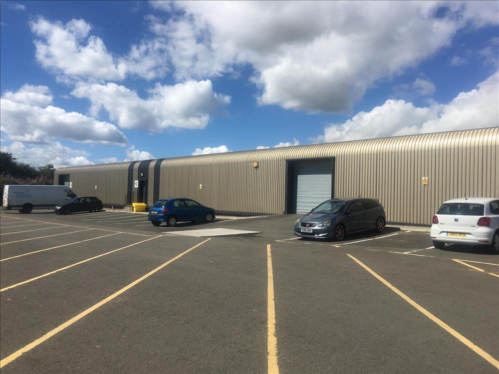 An Industrial Property For Rent In Dunfermline, KY11 8UX Freehold