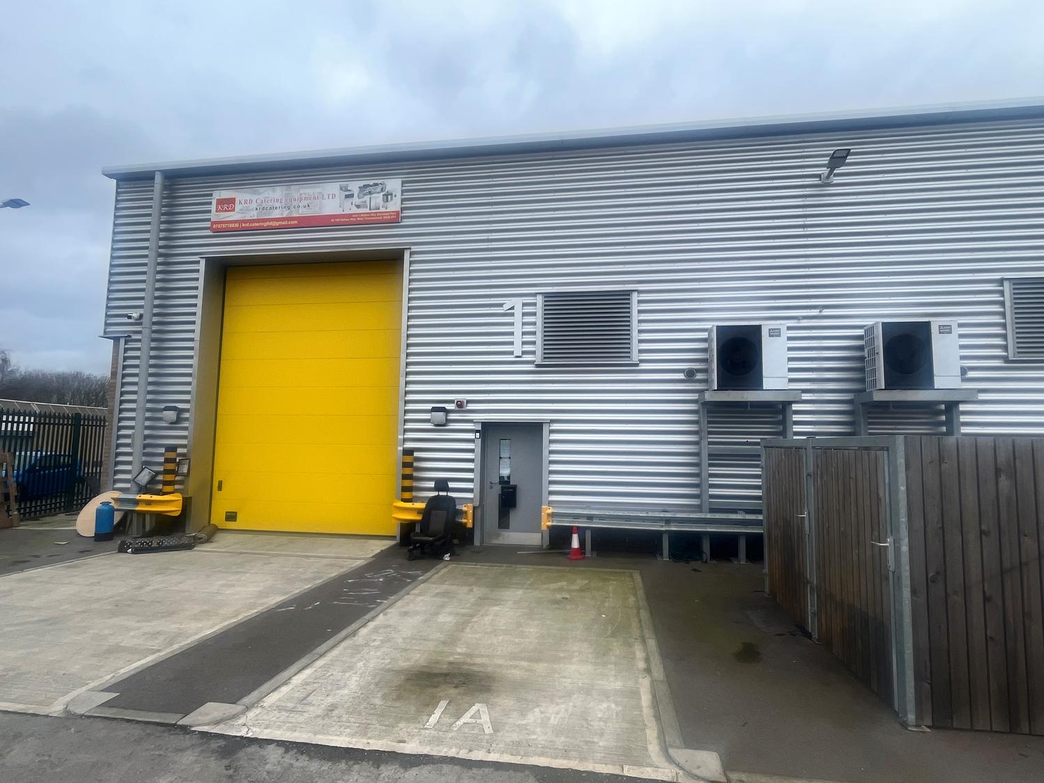 A Small Or Light Industrial Unit For Rent In Thamesmead, SE28 0FS