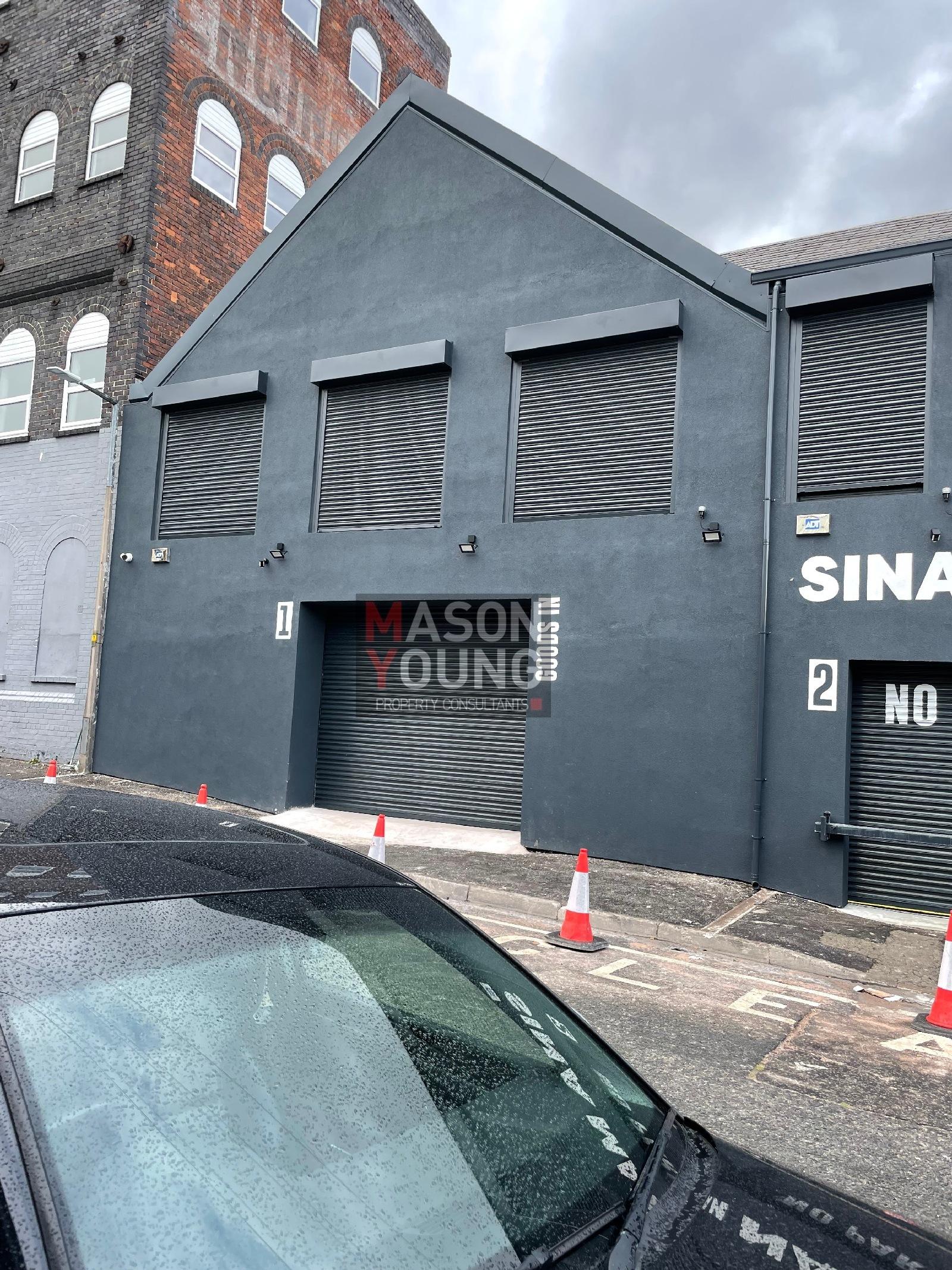 A Warehouse For Rent In Smethwick, B66 2RL Freehold 7,418 Sq Ft