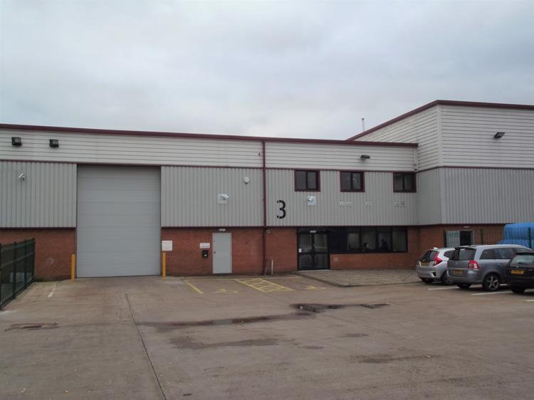 A Warehouse For Rent In Rugeley, WS15 1UZ Freehold 6,831 Sq Ft